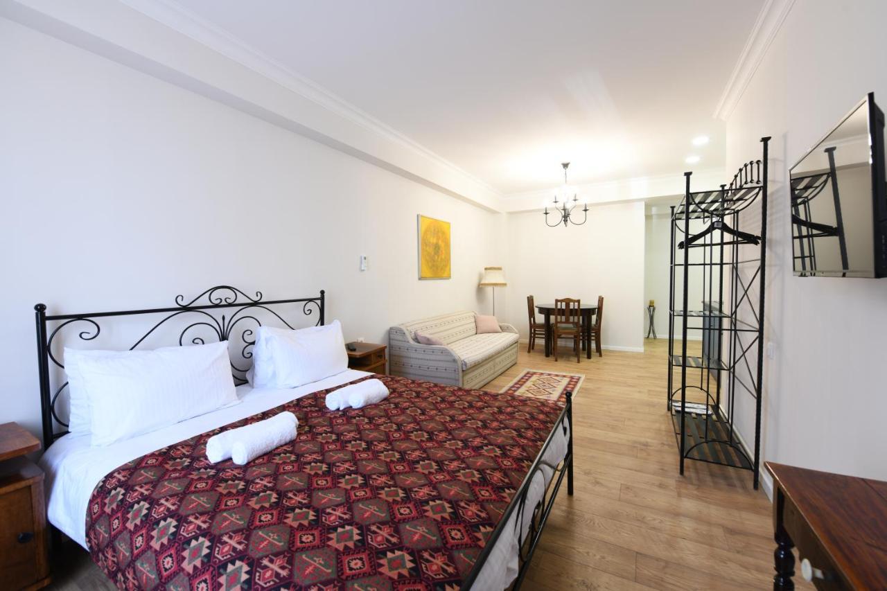 טביליסי Batoni Apartments מראה חיצוני תמונה