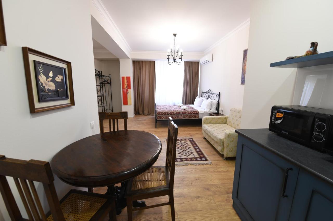 טביליסי Batoni Apartments מראה חיצוני תמונה