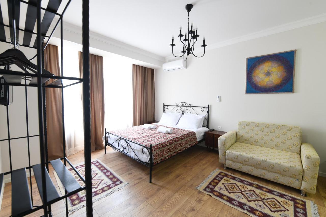 טביליסי Batoni Apartments מראה חיצוני תמונה